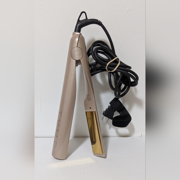 TYME | Iron Pro 2 in 1 Curling Iron & Straightener 1 Inch Titanium Plates - Rose - Picture 12 of 14